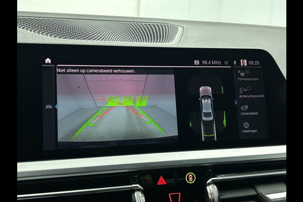 BMW 3-serie 330e High Executive M-Sportpakket (Dealer OnderH, Navi Pro, Camera, PDC V+A, Cruise Con, Etc)