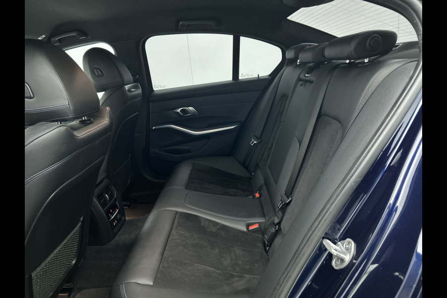 BMW 3-serie 330e High Executive M-Sportpakket (Dealer OnderH, Navi Pro, Camera, PDC V+A, Cruise Con, Etc)