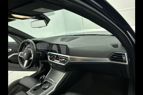 BMW 3-serie 330e High Executive M-Sportpakket (Dealer OnderH, Navi Pro, Camera, PDC V+A, Cruise Con, Etc)