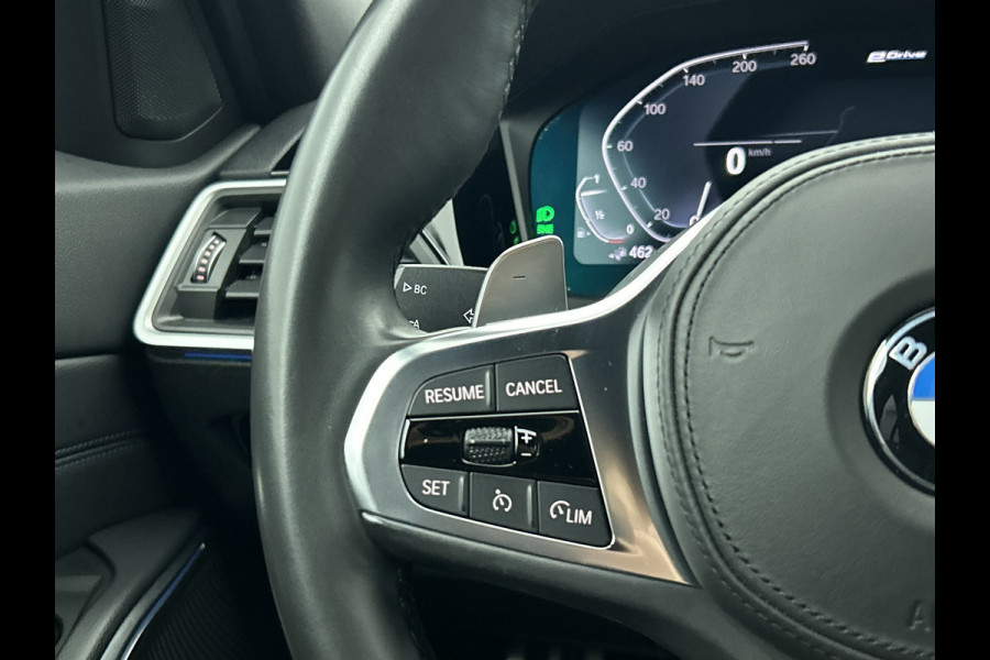 BMW 3-serie 330e High Executive M-Sportpakket (Dealer OnderH, Navi Pro, Camera, PDC V+A, Cruise Con, Etc)