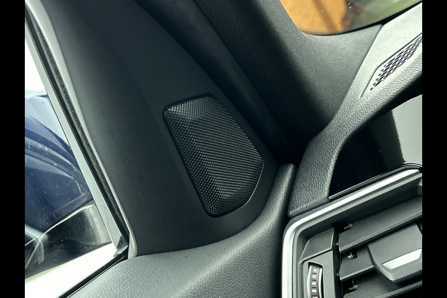 BMW 3-serie 330e High Executive M-Sportpakket (Dealer OnderH, Navi Pro, Camera, PDC V+A, Cruise Con, Etc)