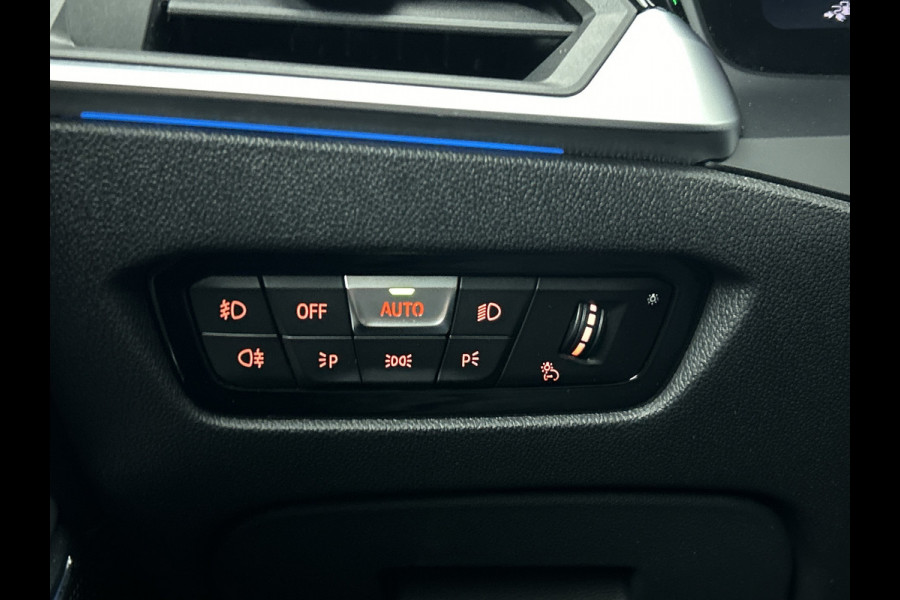 BMW 3-serie 330e High Executive M-Sportpakket (Dealer OnderH, Navi Pro, Camera, PDC V+A, Cruise Con, Etc)