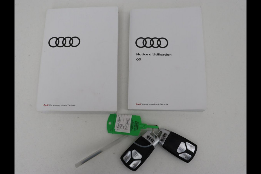 Audi Q5 55 TFSIe quattro S Line | Panoramadak | Adaptive cruise | 360 Camera | Virtual Cockpit | Half leder | Carplay | Full LED | Sportstoelen | Navigatie | PHEV | Plug In