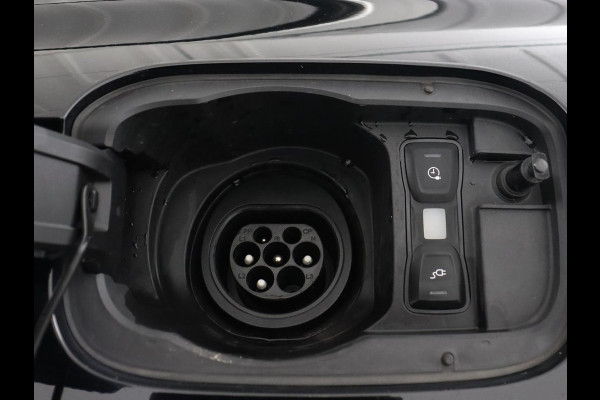 Audi Q5 55 TFSIe quattro S Line | Panoramadak | Adaptive cruise | 360 Camera | Virtual Cockpit | Half leder | Carplay | Full LED | Sportstoelen | Navigatie | PHEV | Plug In