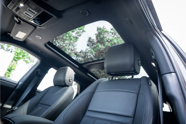 Land Rover Range Rover Evoque P300e PHEV AWD Dynamic SE ** Panodak ** Black Design ** Facelift model!