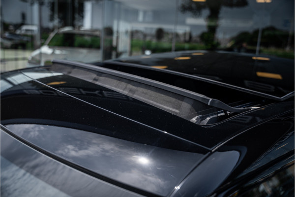 Land Rover Range Rover Evoque P300e PHEV AWD Dynamic SE ** Panodak ** Black Design ** Facelift model!