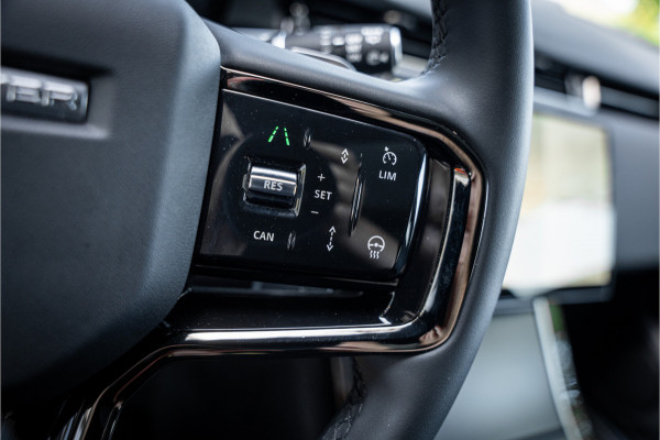 Land Rover Range Rover Evoque P300e PHEV AWD Dynamic SE ** Panodak ** Black Design ** Facelift model!