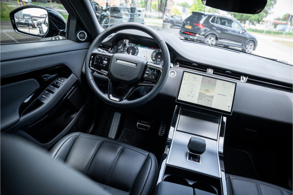 Land Rover Range Rover Evoque P300e PHEV AWD Dynamic SE ** Panodak ** Black Design ** Facelift model!