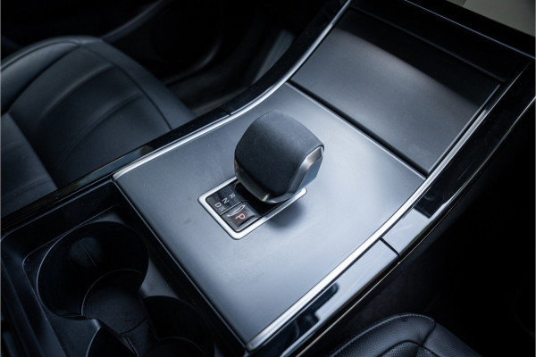 Land Rover Range Rover Evoque P300e PHEV AWD Dynamic SE ** Panodak ** Black Design ** Facelift model!