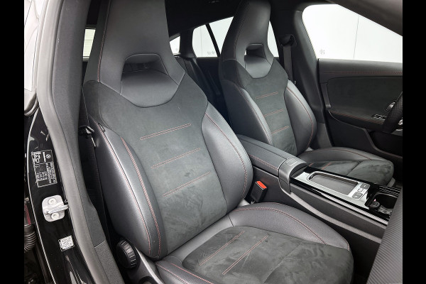 Mercedes-Benz CLA-Klasse Shooting Brake 250 e Star Edition AMG Line | Night Pakket | Sfeerverlichting | Ledkoplampen | Apple CarPlay | Keyless-Go | Inclusief 24 maanden MB Certified garantie voor Europa.