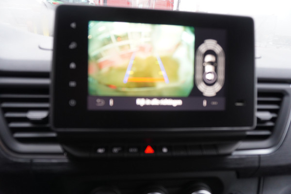 Renault Trafic 2.0 Blue dCi 130 T30 L2H1 Red Edition nr. v149 | Airco | Cruise | Apple CP + Android auto