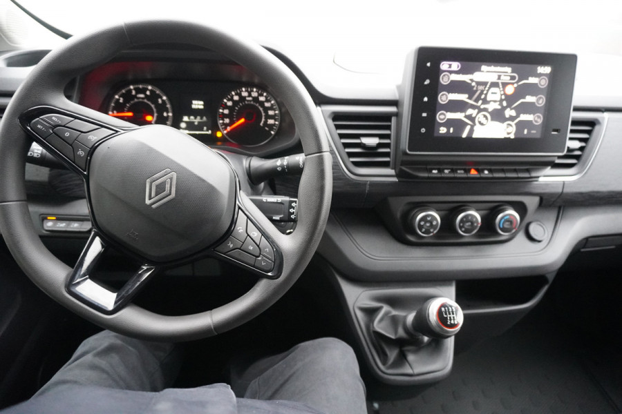 Renault Trafic 2.0 Blue dCi 130 T30 L2H1 Red Edition nr. v149 | Airco | Cruise | Apple CP + Android auto