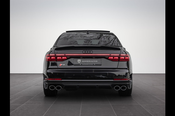 Audi S8 4.0 TFSI 571pk Quattro Keramisch B&O Advanced Nachtzicht RSE Carbon 4-Wielsturing