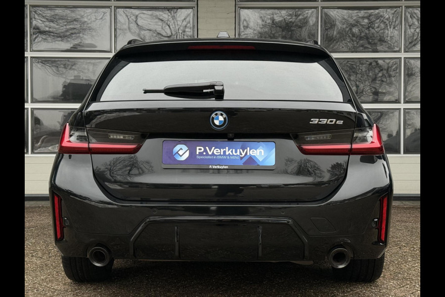 BMW 3 Serie Touring 330e M SPORT PRO LCI | M STOELEN | MEMORY SEATS | PANORAMA | 360 CAMERA | 19 INCH LM VELGEN |