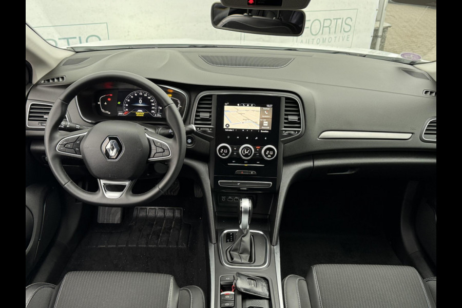 Renault Mégane Estate 1.3 TCe 140 EDC Equilibre CARPLAY | PDC | LMV 1/2 LEDER