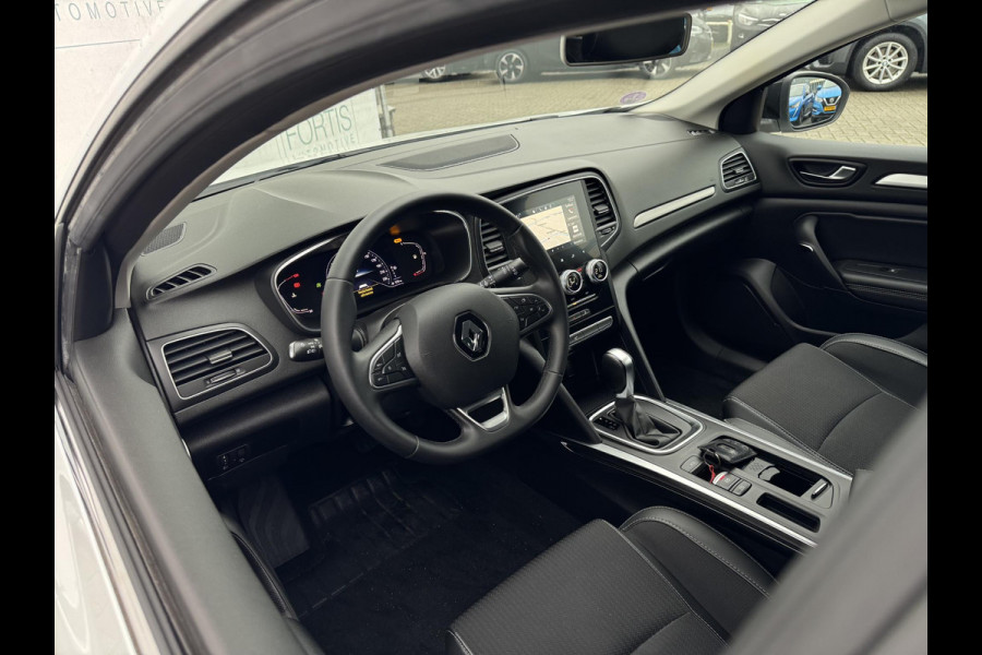 Renault Mégane Estate 1.3 TCe 140 EDC Equilibre CARPLAY | PDC | LMV 1/2 LEDER