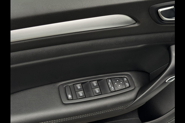 Renault Mégane Estate 1.3 TCe 140 EDC Equilibre CARPLAY | PDC | LMV 1/2 LEDER