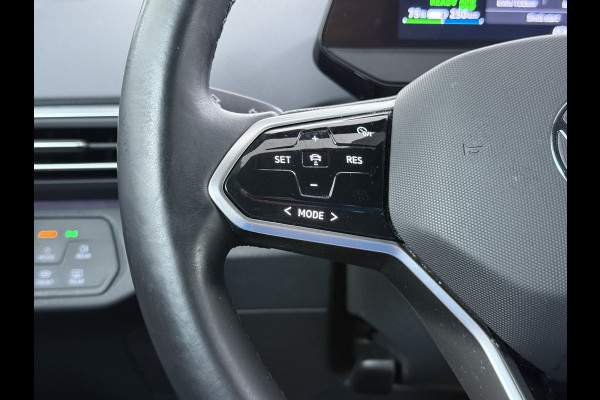 Volkswagen ID.4 204PK First 77kWh SOH 90% Leer/Alcantara Adap.Cruise Camera Apple Carplay Android Navi Ecc Pdc-a+v Lmv 20" Stoel+Stuurverwarming Led Bordherkenning Voor-Klimatisering Semi-Autopilot App-Connect E-sound Front-Assist Origineel Nederlandse Auto