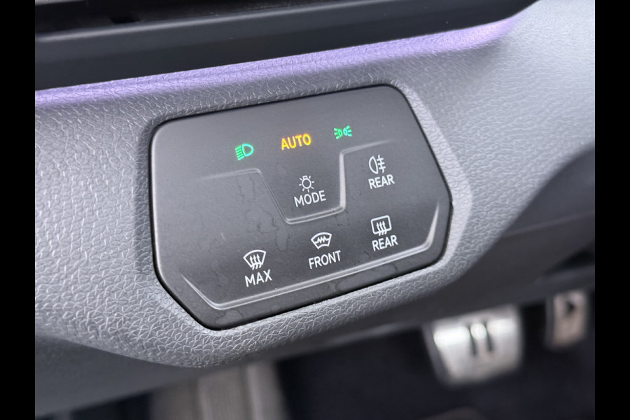Volkswagen ID.4 204PK First 77kWh SOH 90% Leer/Alcantara Adap.Cruise Camera Apple Carplay Android Navi Ecc Pdc-a+v Lmv 20" Stoel+Stuurverwarming Led Bordherkenning Voor-Klimatisering Semi-Autopilot App-Connect E-sound Front-Assist Origineel Nederlandse Auto