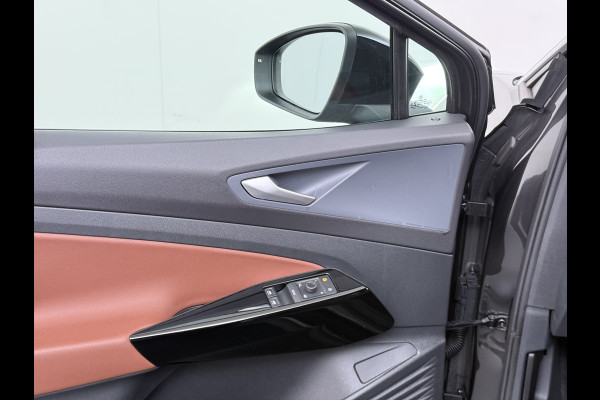 Volkswagen ID.4 204PK First 77kWh SOH 90% Leer/Alcantara Adap.Cruise Camera Apple Carplay Android Navi Ecc Pdc-a+v Lmv 20" Stoel+Stuurverwarming Led Bordherkenning Voor-Klimatisering Semi-Autopilot App-Connect E-sound Front-Assist Origineel Nederlandse Auto