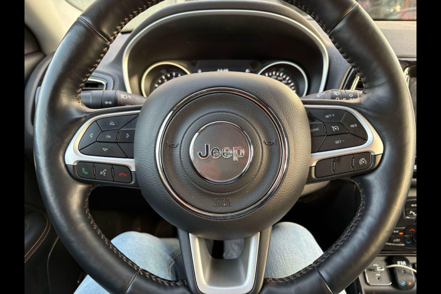 Jeep Compass 1.4 MultiAir Opening Edition Plus | Leder | Beats Audio | Stoel- & Stuurverwarming | Navigatie | Elek. Verstelbare Stoelen | Xenon |