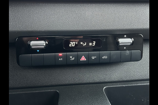Mercedes-Benz Sprinter 3.5T 311 CDI AUTOMAAT / 22.128 KM !! / HIAB KRAAN T-CLX 013 / 1e EIG. / TREKHAAK / AIRCO / CRUISE / APPLE CARPLAY