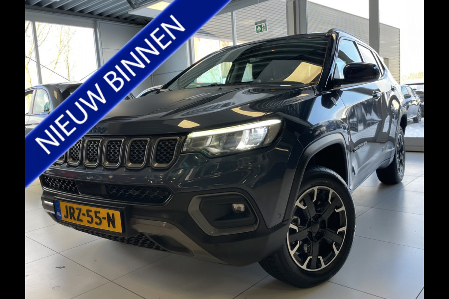 Jeep Compass 4xe 240 Plug-in Hybrid Electric Trailhawk | Camera | Parkeersensoren voor en achter Meer foto's volgen!