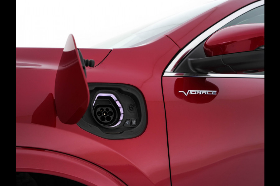 Ford Kuga 2.5 PHEV Vignale (Plug-In) (INCL-BTW) Aut. *LEATHER | DIGI-COCKPIT | FULL-LED | KEYLESS | DAB | CARPLAY | NAVI-FULLMAP | MEMORY-PACK | HEATED-COMFORTSEATS | PRIVACY-GLASS | TOWBAR | 18''ALU*