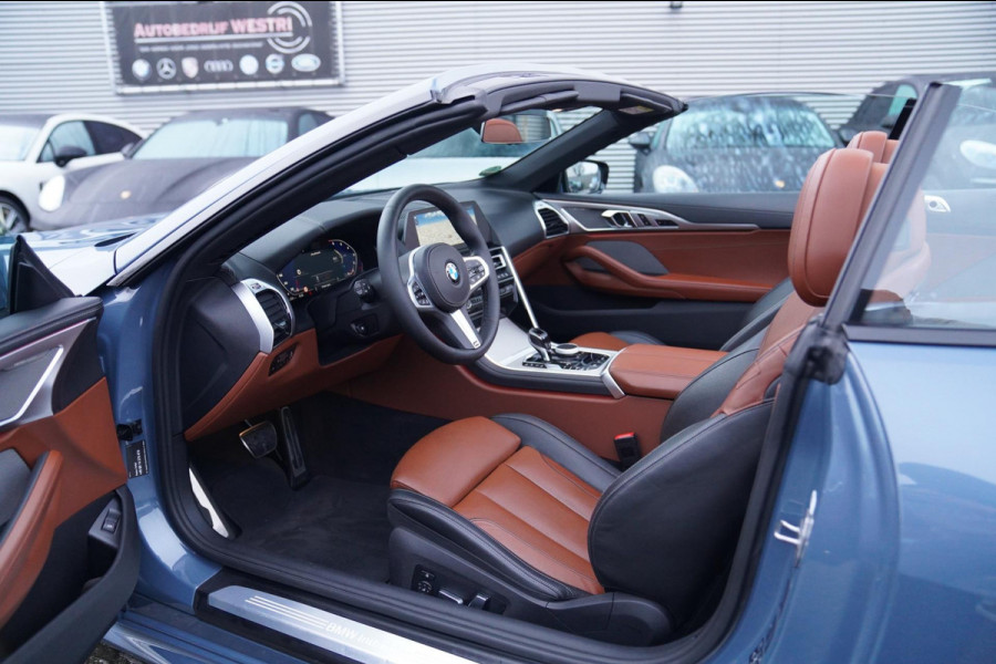 BMW 8 Serie M850i xDrive High Executive | Harman Kardon | Barcelona Blau | Adaptieve cruise | Laser LED | HuD | Stoelventilatie |