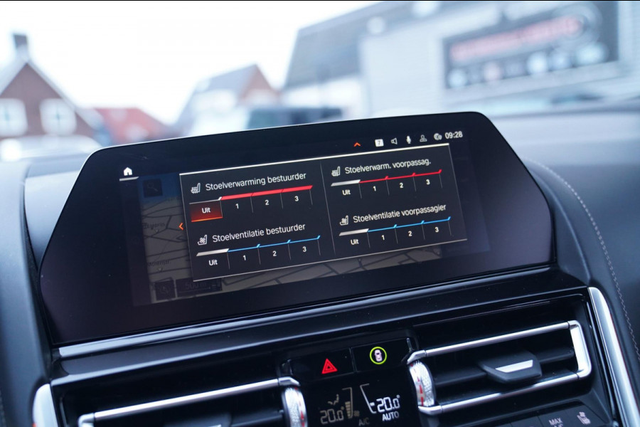 BMW 8 Serie M850i xDrive High Executive | Harman Kardon | Barcelona Blau | Adaptieve cruise | Laser LED | HuD | Stoelventilatie |