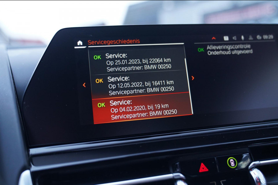 BMW 8 Serie M850i xDrive High Executive | Harman Kardon | Barcelona Blau | Adaptieve cruise | Laser LED | HuD | Stoelventilatie |