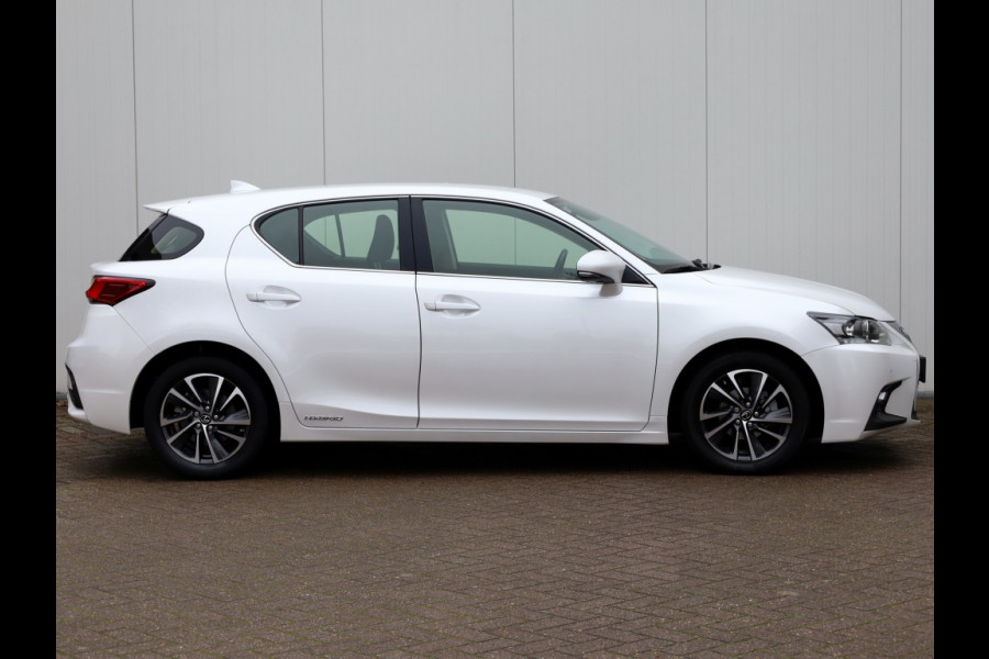 Lexus CT 200h Business Launch Edition | Premium Navi | Adaptive Cruise