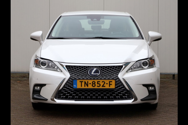 Lexus CT 200h Business Launch Edition | Premium Navi | Adaptive Cruise