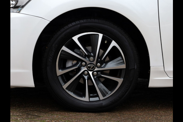 Lexus CT 200h Business Launch Edition | Premium Navi | Adaptive Cruise