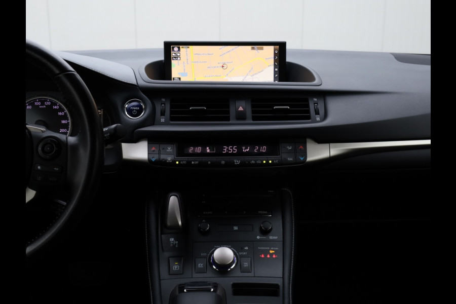 Lexus CT 200h Business Launch Edition | Premium Navi | Adaptive Cruise