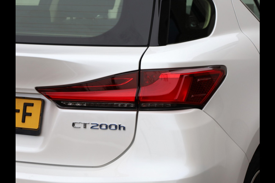 Lexus CT 200h Business Launch Edition | Premium Navi | Adaptive Cruise