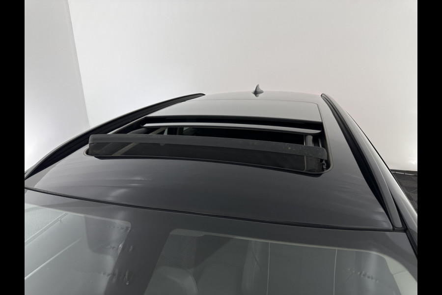 BMW 3 Serie Touring 320d EDE Executive Aut. *PANO | LEATHER | FULL-LED | DIGI-COCKPIT | HEATED-SPORTSEATS | NAVI-FULLMAP | PRIVACY-GLASS | ECC | KEYLESS | LANE-ASSIST | PDC | CRUISE | TOWBAR | 18''ALU*