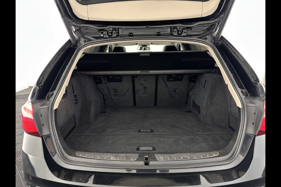 BMW 3 Serie Touring 320d EDE Executive Aut. *PANO | LEATHER | FULL-LED | DIGI-COCKPIT | HEATED-SPORTSEATS | NAVI-FULLMAP | PRIVACY-GLASS | ECC | KEYLESS | LANE-ASSIST | PDC | CRUISE | TOWBAR | 18''ALU*