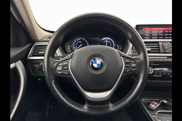 BMW 3 Serie Touring 320d EDE Executive Aut. *PANO | LEATHER | FULL-LED | DIGI-COCKPIT | HEATED-SPORTSEATS | NAVI-FULLMAP | PRIVACY-GLASS | ECC | KEYLESS | LANE-ASSIST | PDC | CRUISE | TOWBAR | 18''ALU*