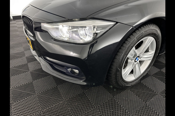 BMW 3 Serie Touring 320d EDE Executive Aut. *PANO | LEATHER | FULL-LED | DIGI-COCKPIT | HEATED-SPORTSEATS | NAVI-FULLMAP | PRIVACY-GLASS | ECC | KEYLESS | LANE-ASSIST | PDC | CRUISE | TOWBAR | 18''ALU*