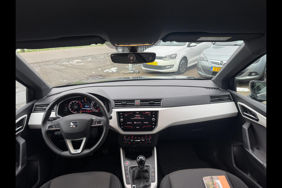 Seat Arona 1.0 TSI Xcellence Business Intense TREKHAAK / VIRT. COCKP / CAMERA / CARPLAY / ECC / STOELV / KEYLESS / LED / WARN SPOT