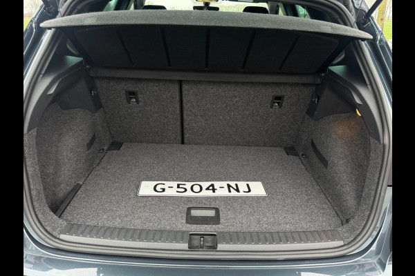 Seat Arona 1.0 TSI Xcellence Business Intense TREKHAAK / VIRT. COCKP / CAMERA / CARPLAY / ECC / STOELV / KEYLESS / LED / WARN SPOT