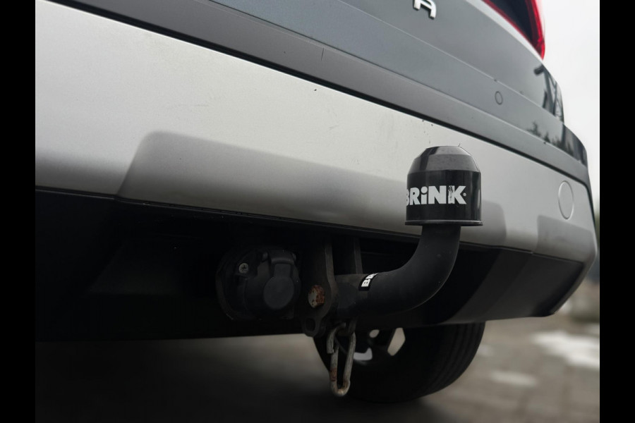 Seat Arona 1.0 TSI Xcellence Business Intense TREKHAAK / VIRT. COCKP / CAMERA / CARPLAY / ECC / STOELV / KEYLESS / LED / WARN SPOT