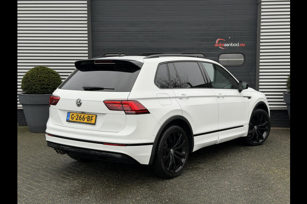 Volkswagen Tiguan 1.5 TSI R-Line | Panoramadak | Adaptive Cruise Control | Camera | Digitale Dashboard | Elektrische Trekhaak |