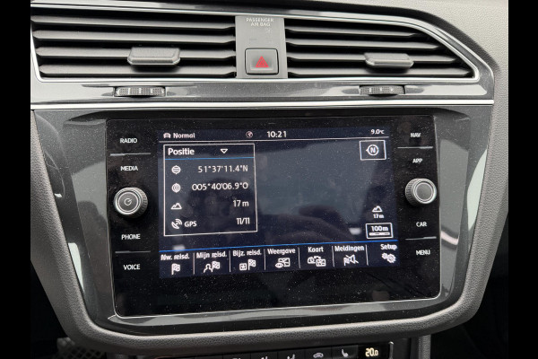 Volkswagen Tiguan 1.5 TSI R-Line | Panoramadak | Adaptive Cruise Control | Camera | Digitale Dashboard | Elektrische Trekhaak |