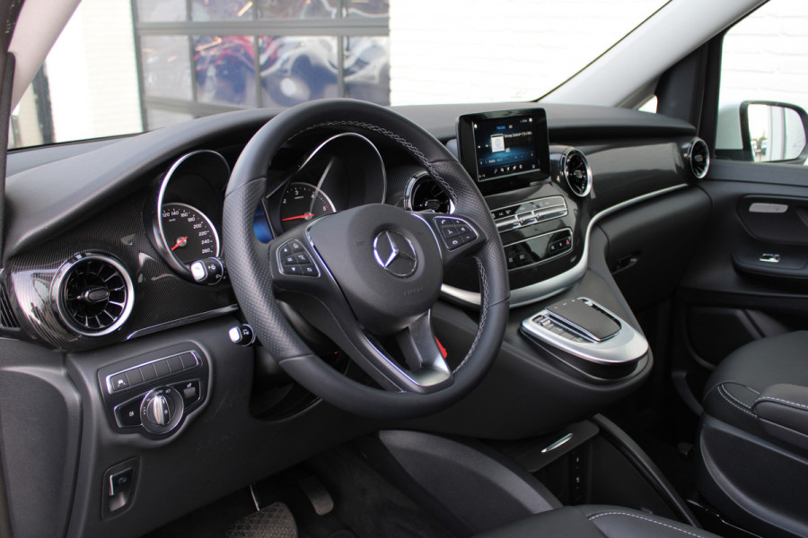 Mercedes-Benz V-Klasse 250d / Lang / DC / Panorama / 2x Schuifdeur / MBUX (apple carplay) / Camera / NIEUWSTAAT