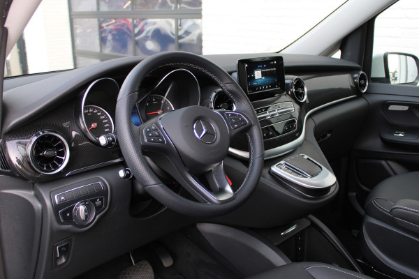 Mercedes-Benz V-Klasse 250d / Lang / DC / Panorama / 2x Schuifdeur / MBUX (apple carplay) / Camera / NIEUWSTAAT