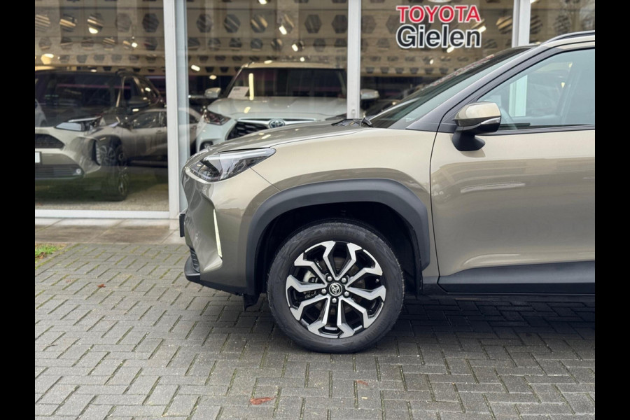 Toyota Yaris Cross 1.5 Hybrid 130PK First Edition | Stoel + Stuurverwarming, Keyless, 17inch, CarPlay, Groot scherm, Oxyde Bronze