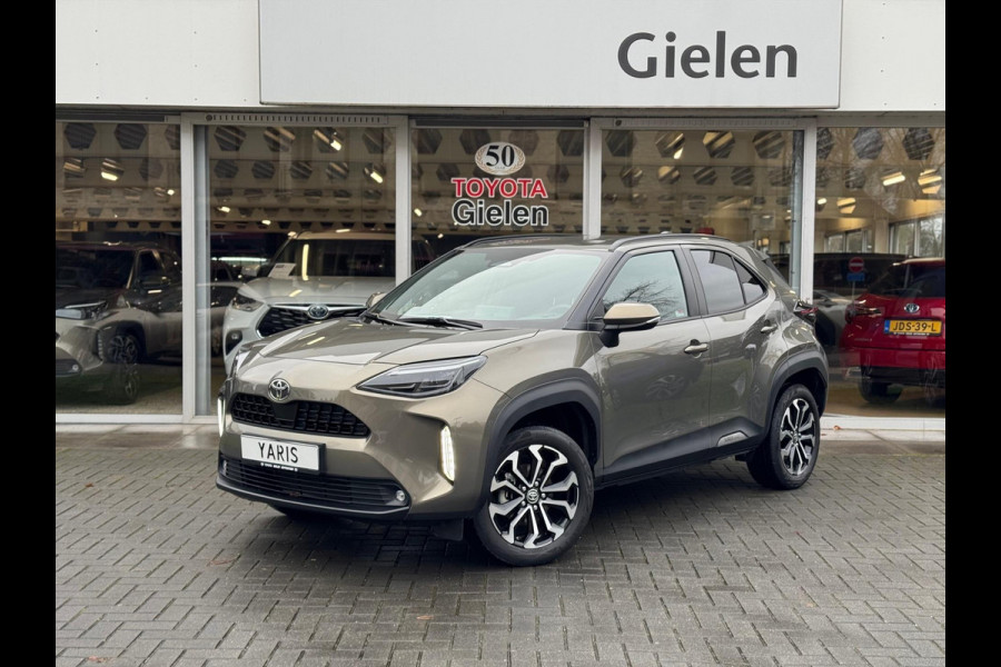 Toyota Yaris Cross 1.5 Hybrid 130PK First Edition | Stoel + Stuurverwarming, Keyless, 17inch, CarPlay, Groot scherm, Oxyde Bronze