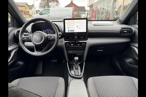 Toyota Yaris Cross 1.5 Hybrid 130PK First Edition | Stoel + Stuurverwarming, Keyless, 17inch, CarPlay, Groot scherm, Oxyde Bronze